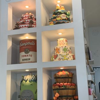 Empire Cake - Display cakes they've done - Bakeries Near Me - New York, New York