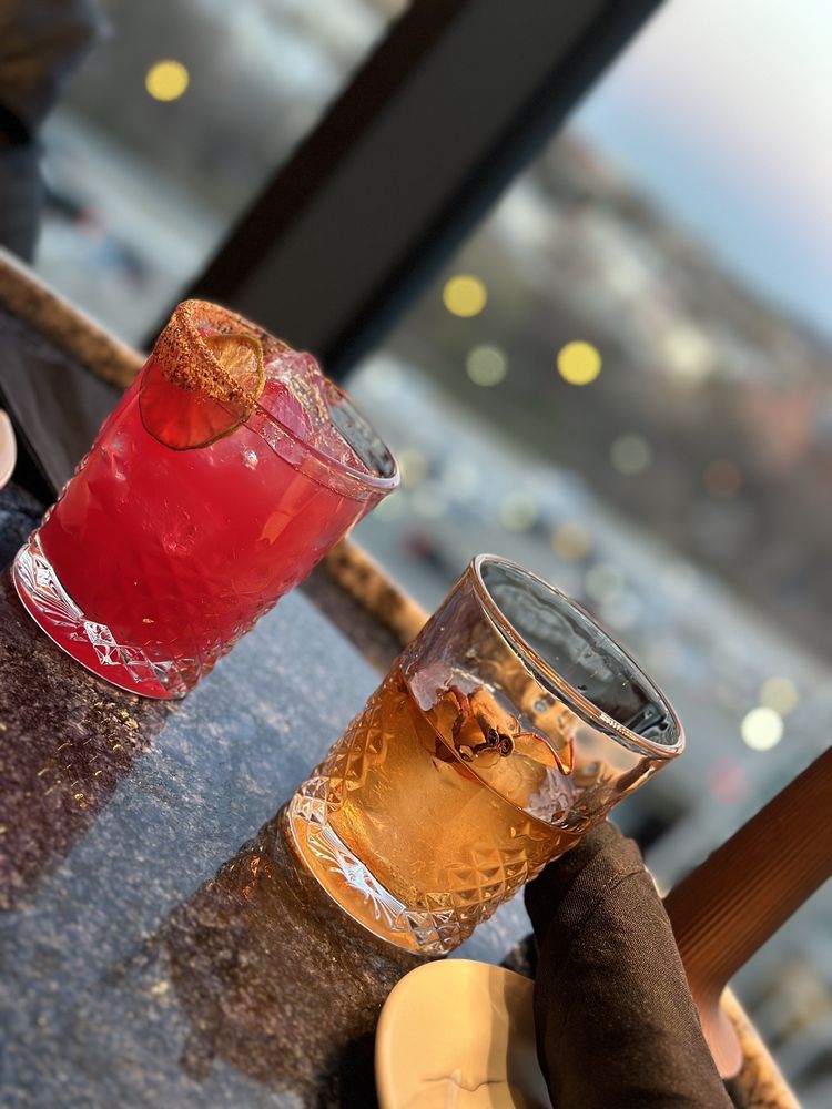 SMOKE & MIRRORS 309 Photos & 203 Reviews 867 New Jersey Ave SE