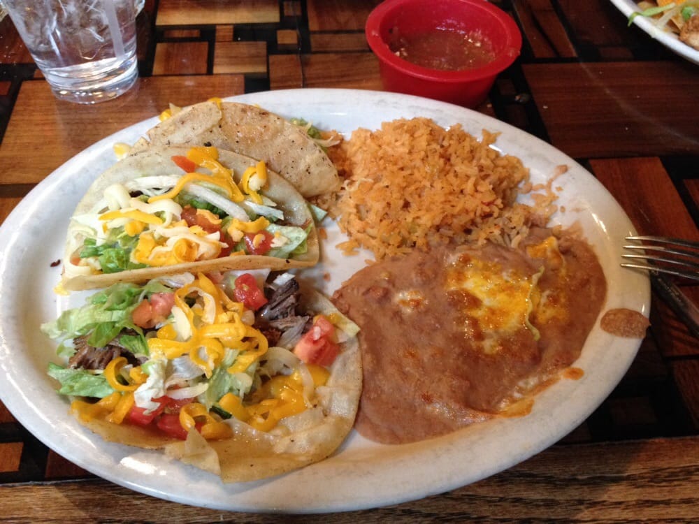 CHARLAS RESTAURANTE & BAR Updated June 2024 18 Reviews 3330 W