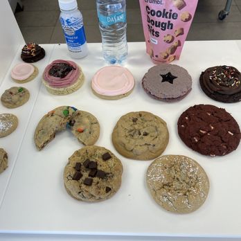 Crumbl - Northridge - Bakeries Near Me - Northridge, California Crumbl - Northridge - Bakeries Near Me - Northridge, California