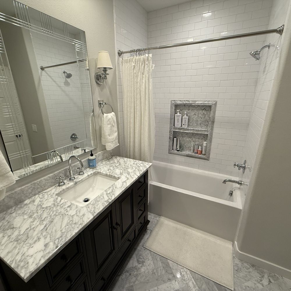 Guest Bathroom Guest Bathroom