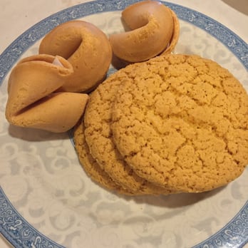 Emperor's Choice Restaurant - Fortune and Almond Cookies! - Chinese Near Me - Chicago, Illinois