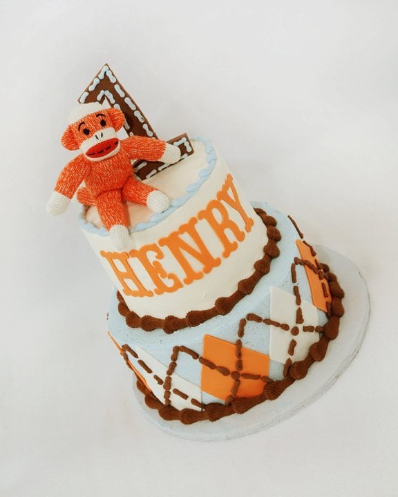 Custom Cakes By Lindsey Logo