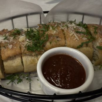 Agio Italian & Steak - Garlic bread - Italian Near Me - Brunswick, Georgia Agio Italian & Steak - Garlic bread - Italian Near Me - Brunswick, Georgia