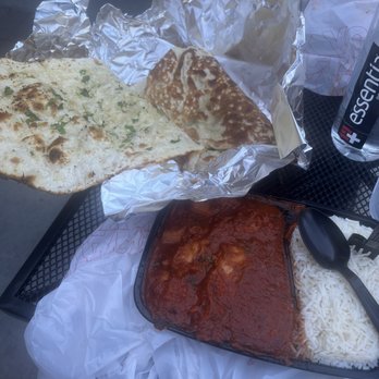 Kababeque Indian Grill - Chicken vindaloo and Garlic Naan - Indian Near Me - Tucson, Arizona Kababeque Indian Grill - Chicken vindaloo and Garlic Naan - Indian Near Me - Tucson, Arizona