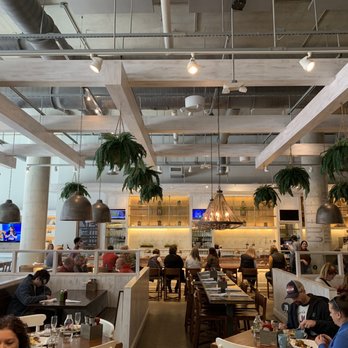 Maplewood Kitchen and Bar - Decor - Breakfast & Brunch Near Me - Cincinnati, Ohio