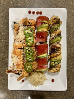 Hinata Sushi Bar &Grill by null