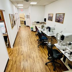 New Paltz Eye Care - Patient Pre-Testing Lane
