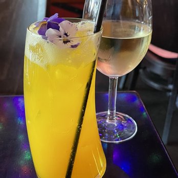 Pestle Rock - Thai Near Me - Seattle, Washington