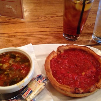 Giordano's - Lunch special for $10.50 including tax! A bargain, so be sure to leave a big tip for your server. - Pizza Near Me - Chicago, Illinois Giordano's - Lunch special for $10.50 including tax! A bargain, so be sure to leave a big tip for your server. - Pizza Near Me - Chicago, Illinois