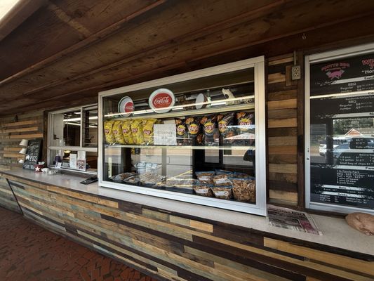 B.E. Scotts BBQ by null