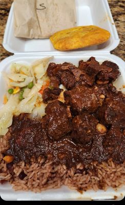 Curly's Caribbean by null