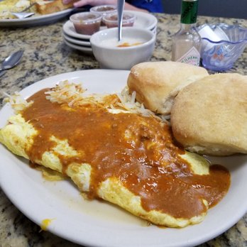 Blue Bonnet Cafe - Western omelette with chili topper, side of hash browns, biscuits and gravy....lots of tabasco - Desserts Near Me - Marble Falls, Texas Blue Bonnet Cafe - Western omelette with chili topper, side of hash browns, biscuits and gravy....lots of tabasco - Desserts Near Me - Marble Falls, Texas