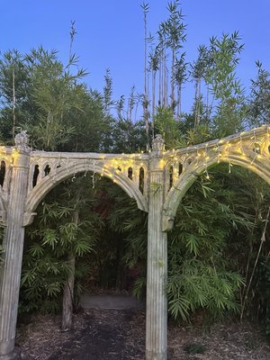 the tiny minotaur by null