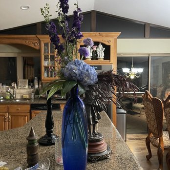 Wright Flower Company - Florists Near Me - Springville, Utah