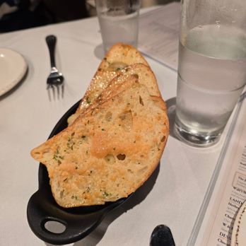 Walt & Rickys - Bread - Seafood Near Me - Memphis, Tennessee