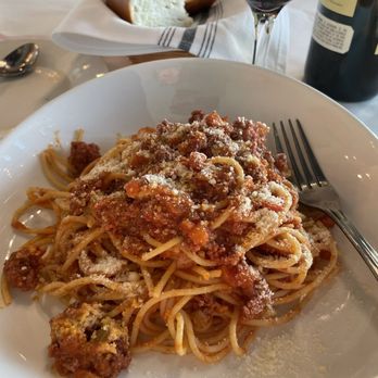 Amici - Spaghetti bolognese - Italian Near Me - Austin, Texas
