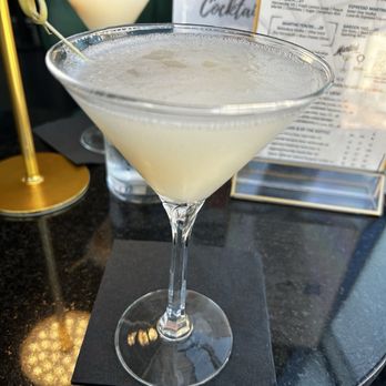 The View Lounge - lychee martini - Lounges Near Me - San Francisco, California The View Lounge - lychee martini - Lounges Near Me - San Francisco, California
