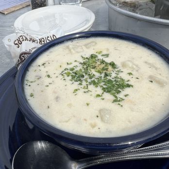Waterfront - Clam chowder - Seafood Near Me - Camden, Maine