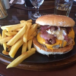Santa Brasa - Hamburguesa doble queso