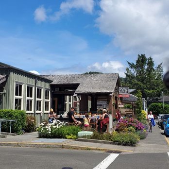 Public Coast Brewing - Brewery front ;) - American Near Me - Cannon Beach, Oregon Public Coast Brewing - Brewery front ;) - American Near Me - Cannon Beach, Oregon