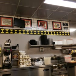 Waffle House - Milton - Inside.