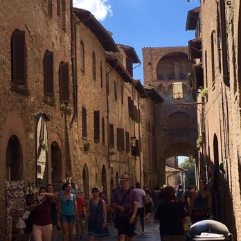 Comune di San Gimignano - Town Hall Near Me - San Gimignano, SI