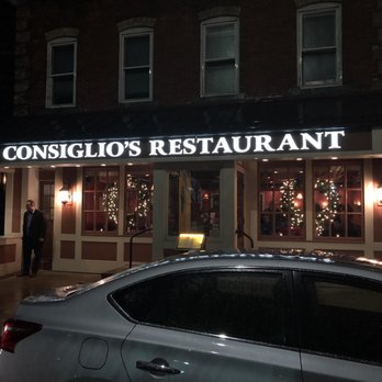 Consiglio's Restaurant - Front of the restaurant on New Years Eve 2018. - Italian Near Me - New Haven, Connecticut Consiglio's Restaurant - Front of the restaurant on New Years Eve 2018. - Italian Near Me - New Haven, Connecticut