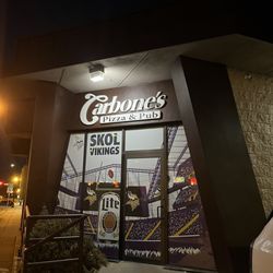Carbone's Pizza and Pub - Rosemount - View from Outside