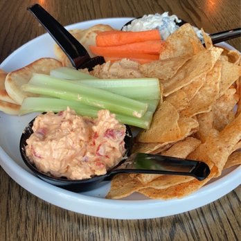 The Heights - DIP TRIO - Bars Near Me - Toledo, Ohio