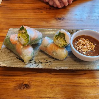 Pho Anh Vu - Fresh shrimp rolls - Vietnamese Near Me - Toronto, Ontario