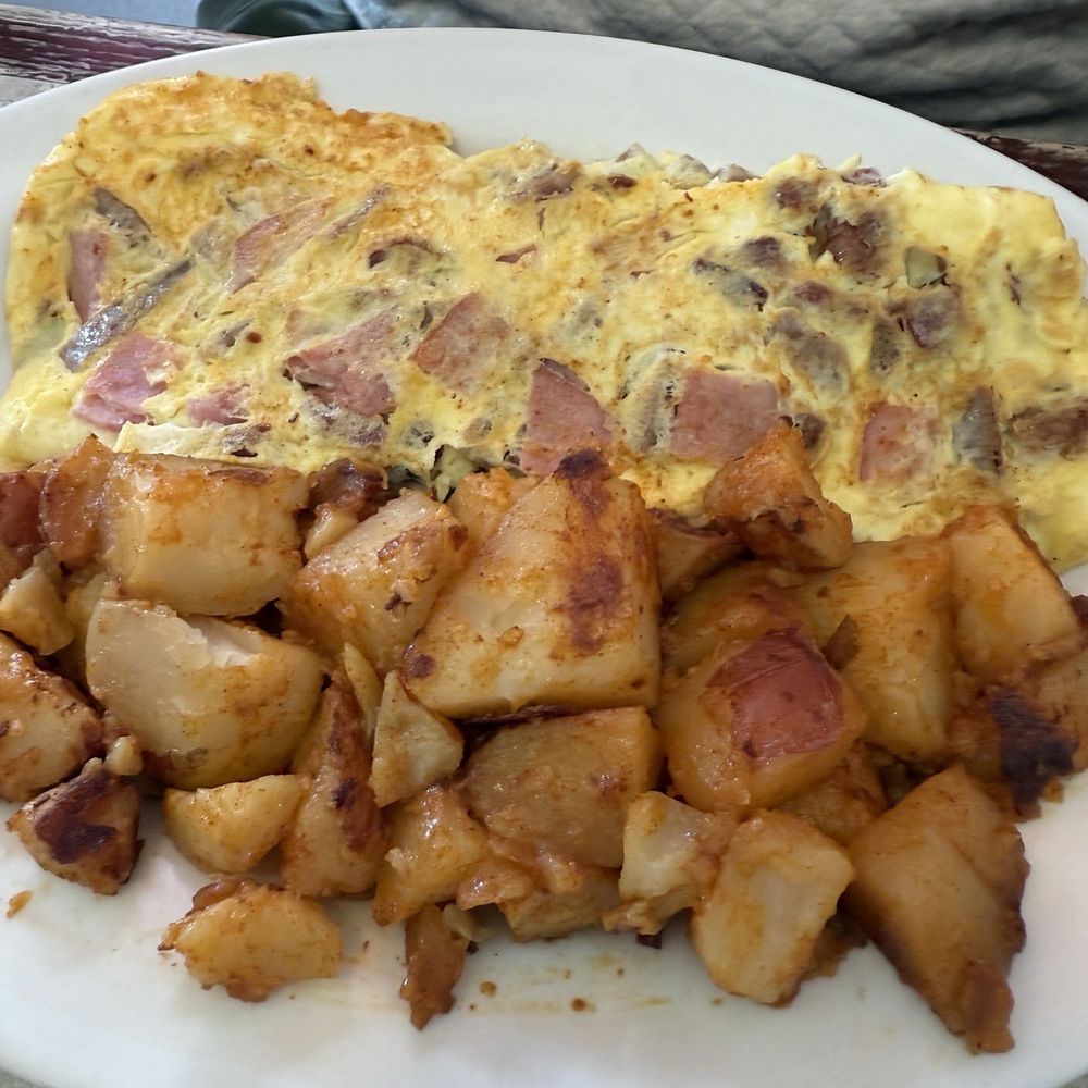 Village Cafe - Meat Lovers Omelet - Breakfast & Brunch Near Me - Newton, Massachusetts Village Cafe - Meat Lovers Omelet - Breakfast & Brunch Near Me - Newton, Massachusetts