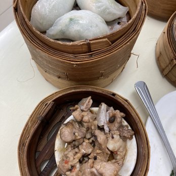 Ginger & Garlic - Black bean with Spare Ribs with Black Bean Sauce, shrimp and chive - Dim Sum Near Me - Honolulu, Hawaii Ginger & Garlic - Black bean with Spare Ribs with Black Bean Sauce, shrimp and chive - Dim Sum Near Me - Honolulu, Hawaii