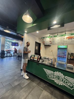 Wingstop by null
