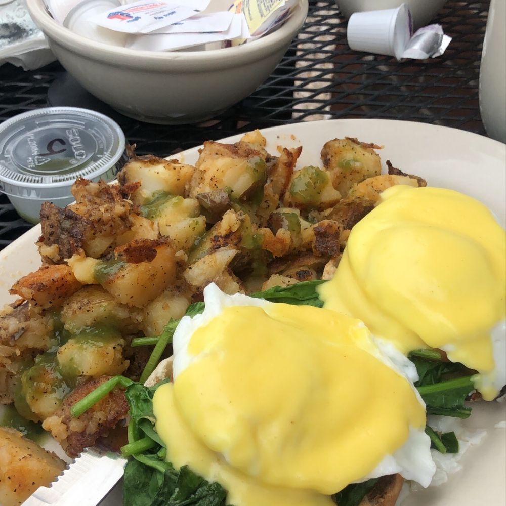 Ken's Corner - Florentine Benedict - Breakfast & Brunch Near Me - Glastonbury, Connecticut Ken's Corner - Florentine Benedict - Breakfast & Brunch Near Me - Glastonbury, Connecticut