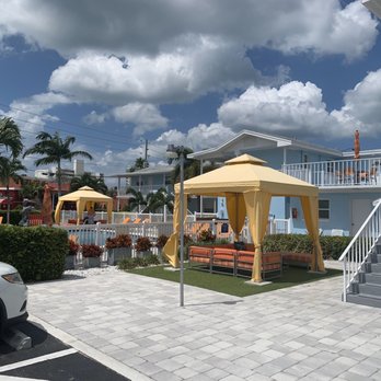 St Pete Beach Suites - Hotels Near Me - Saint Pete Beach, Florida St Pete Beach Suites - Hotels Near Me - Saint Pete Beach, Florida