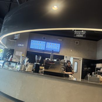 Plus 84 - Inside - Coffee & Tea Near Me - Seattle, Washington Plus 84 - Inside - Coffee & Tea Near Me - Seattle, Washington