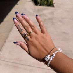 Color Nails Salon & Spa