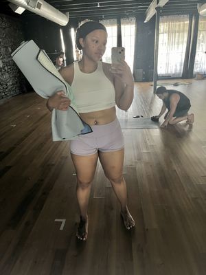 Black Swan Yoga by null