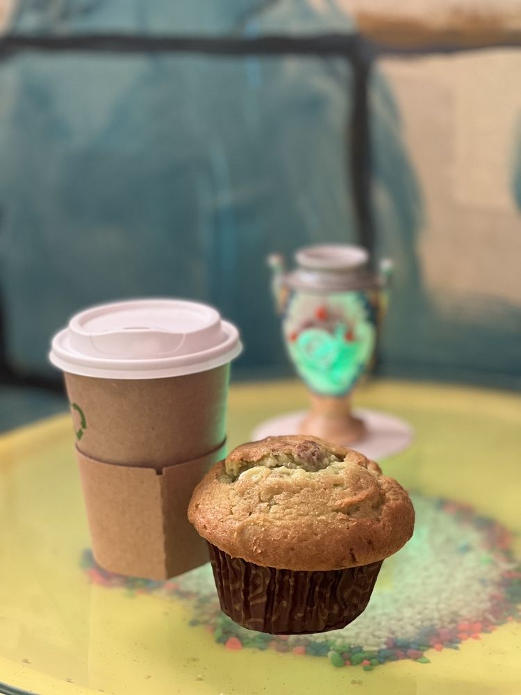 Mister Chris' Coffee Gallery Logo