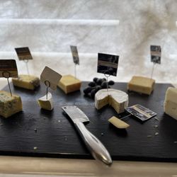 Hotel Innsbruck - Cheese board at a breakfast buffet