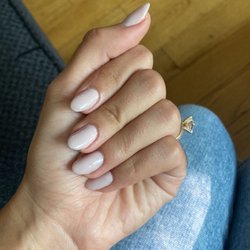 Young Nail Café - Nails by Young