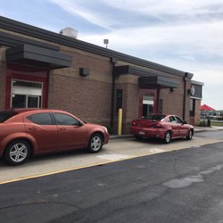 Wendy's - Double window drive thru