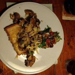 Cafe de BOK - Toast and mushrooms