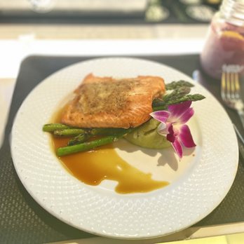 Blend Astoria - Citrus Crusted salmon - Latin American Near Me - Astoria, New York