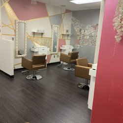 Hair N' Spired - Hair N'Spired - Styling Area