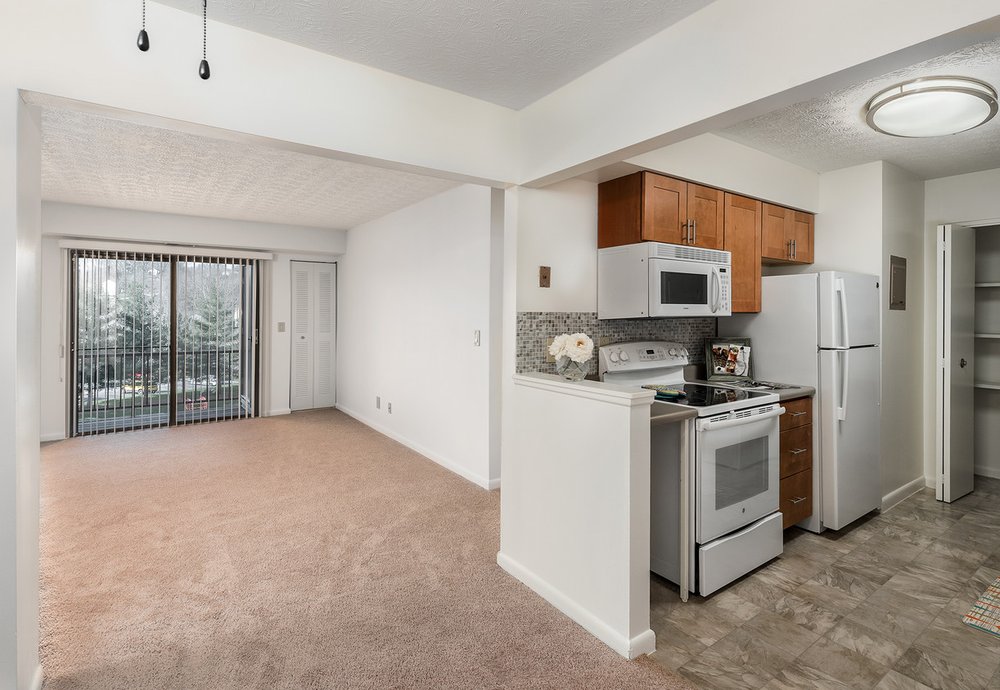 ROXALANA HILLS APARTMENTS 43 Photos Apartments 700 Roxalana Hills