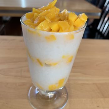 Montauk Bistro - Dessert, mango sticky rice - yum! - Asian Fusion Near Me - Draper, Utah