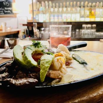 El Sirenito - Comalito - Mexican Near Me - Seattle, Washington