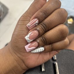 Qmc Nails